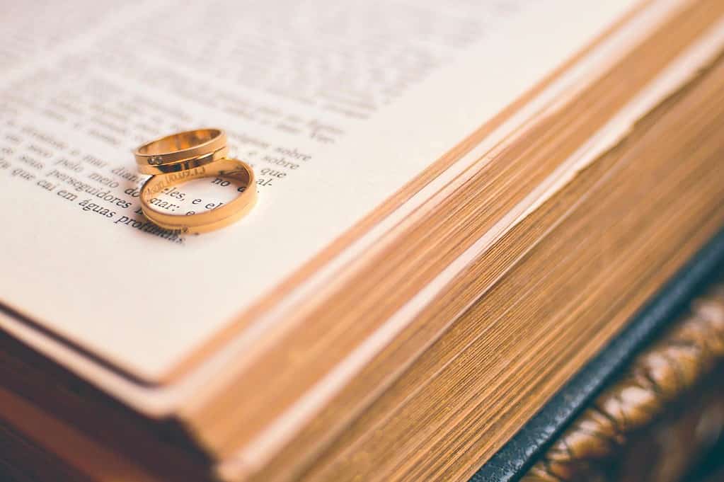 best books in the bible about love and marriage
